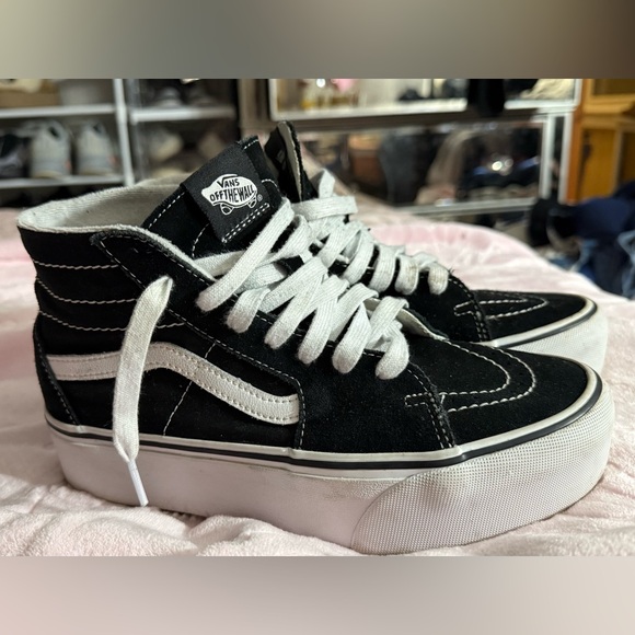 platform vans - Picture 1 of 6